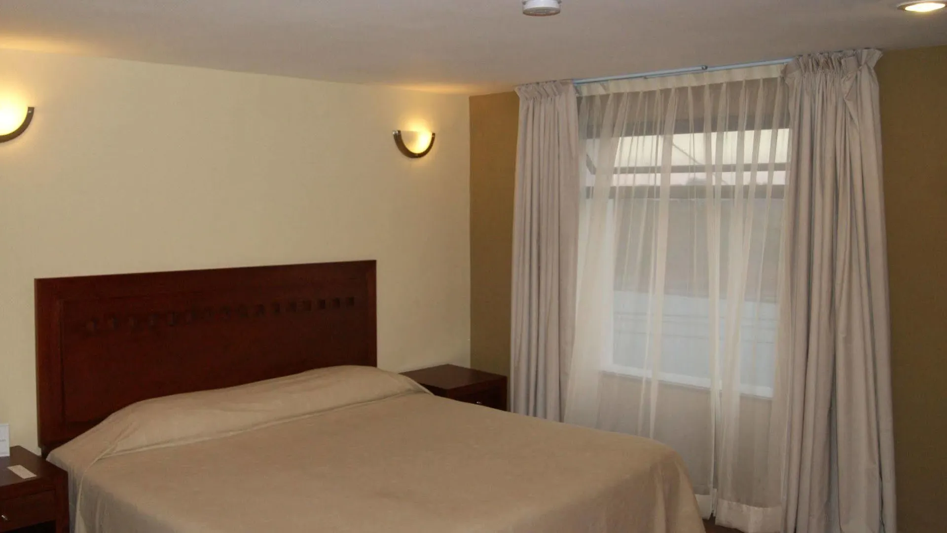 Hotel Panamerican Puebla 4*,